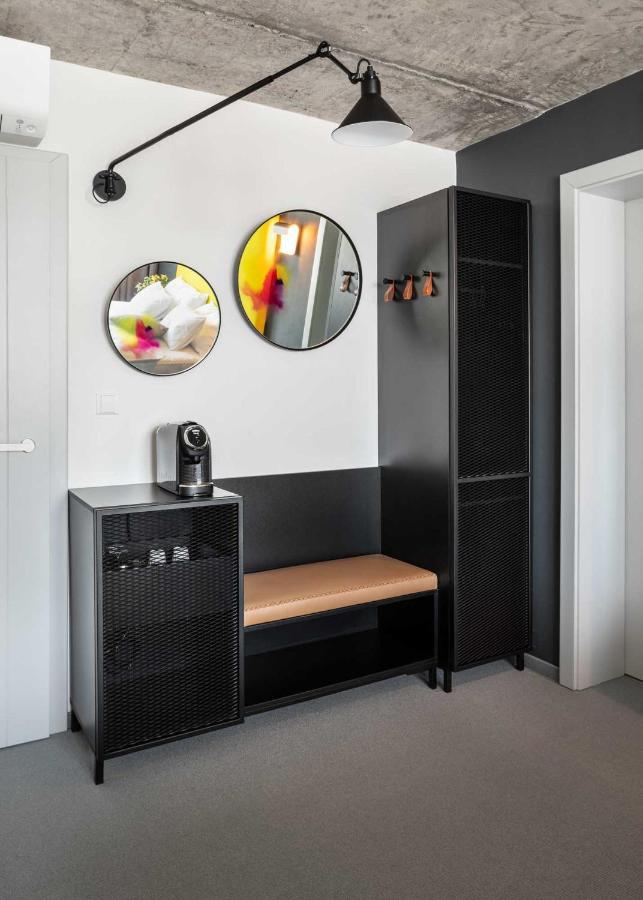 Boutique Hotel Mezi Svy Hradec Králové Dış mekan fotoğraf