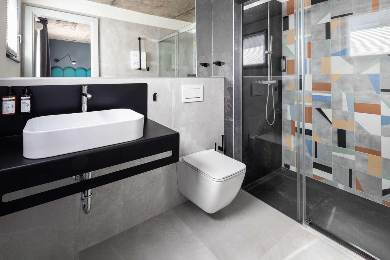 Boutique Hotel Mezi Svy Hradec Králové Dış mekan fotoğraf