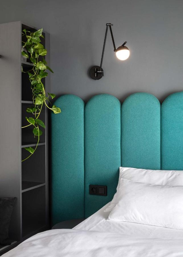Boutique Hotel Mezi Svy Hradec Králové Dış mekan fotoğraf