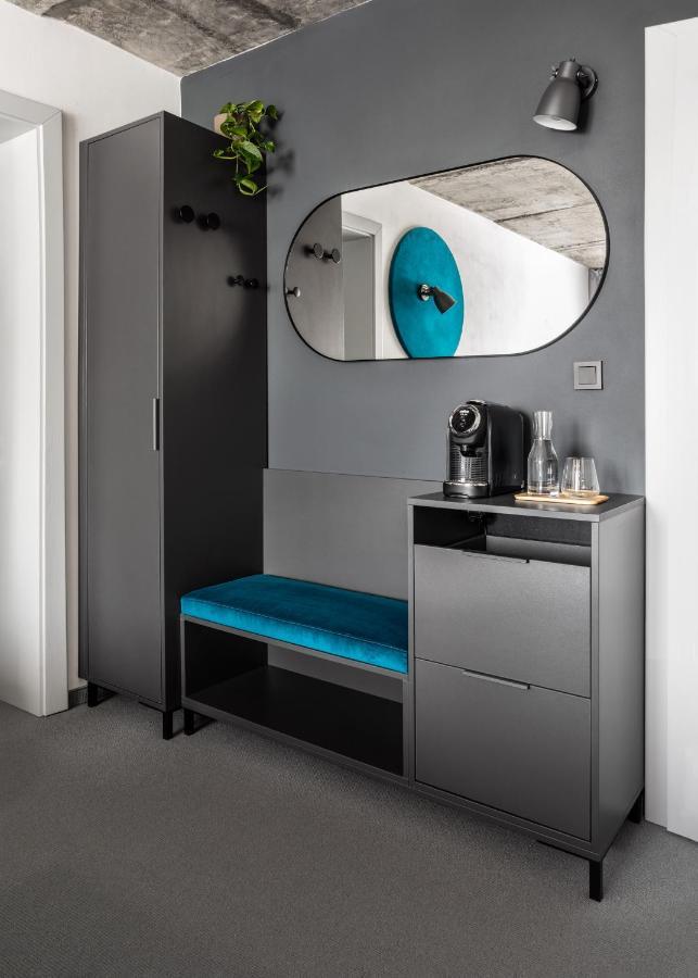 Boutique Hotel Mezi Svy Hradec Králové Dış mekan fotoğraf