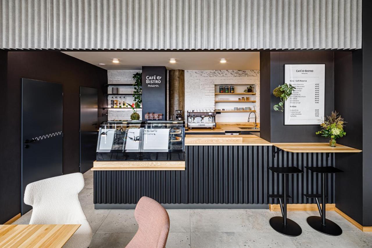 Boutique Hotel Mezi Svy Hradec Králové Dış mekan fotoğraf