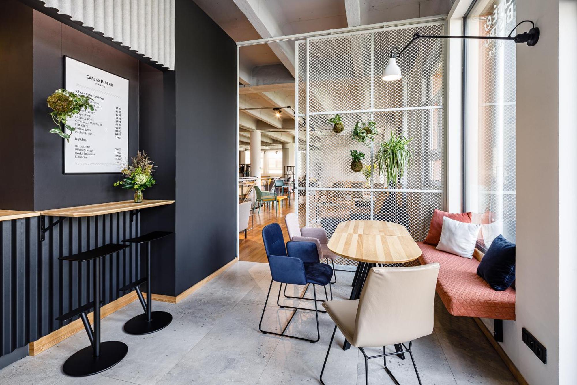 Boutique Hotel Mezi Svy Hradec Králové Dış mekan fotoğraf